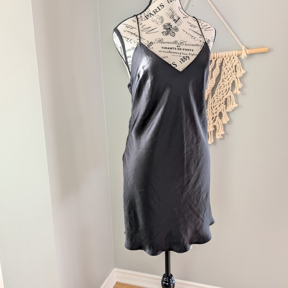 Zara Elegant Black Slip Dress - Picture 2 of 7
